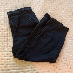 Everlane utility barrel pant in black